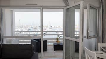 Apartment | Terrace/patio