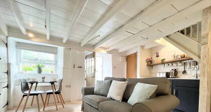 Cosy Cottage Marazion Central With Parking