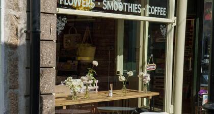 Flat2-cwh One Bedroom Apartment Central Penzance