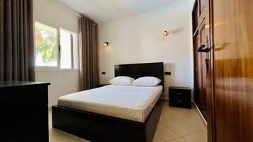 1 Schlafzimmer, Schreibtisch, WLAN