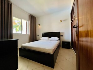 1 bedroom, desk, WiFi - Blue Pearl Apartment (Cabo Negro)
