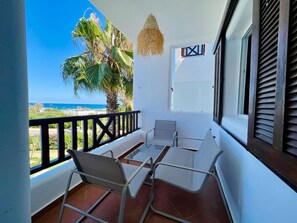Property grounds - Blue Pearl Apartment (Cabo Negro)
