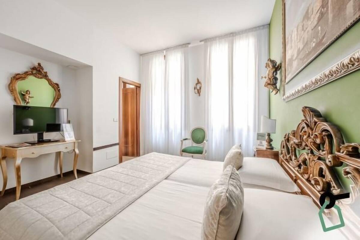 In-room safe, desk, laptop workspace, WiFi (free)