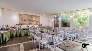 Petit déjeuner buffet compris tous les jours