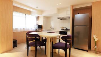 Deluxe Apartment, City View (102) | View from room