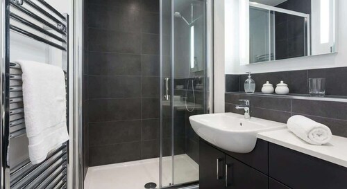 Modern & Cosy Apartment in Central Rotherham