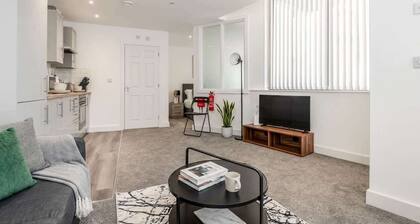 Modern & Cosy Apartment in Central Rotherham