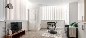 Modern & Cosy Apartment in Central Rotherham