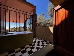 Property grounds - Villa by the sea_beach walk (Porto Sa Ruxi)