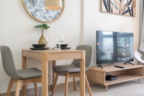 Superior Studio, Balcony, City View | Dining room - Summer Offer Lovely Studio Budget Friend (Dubai)