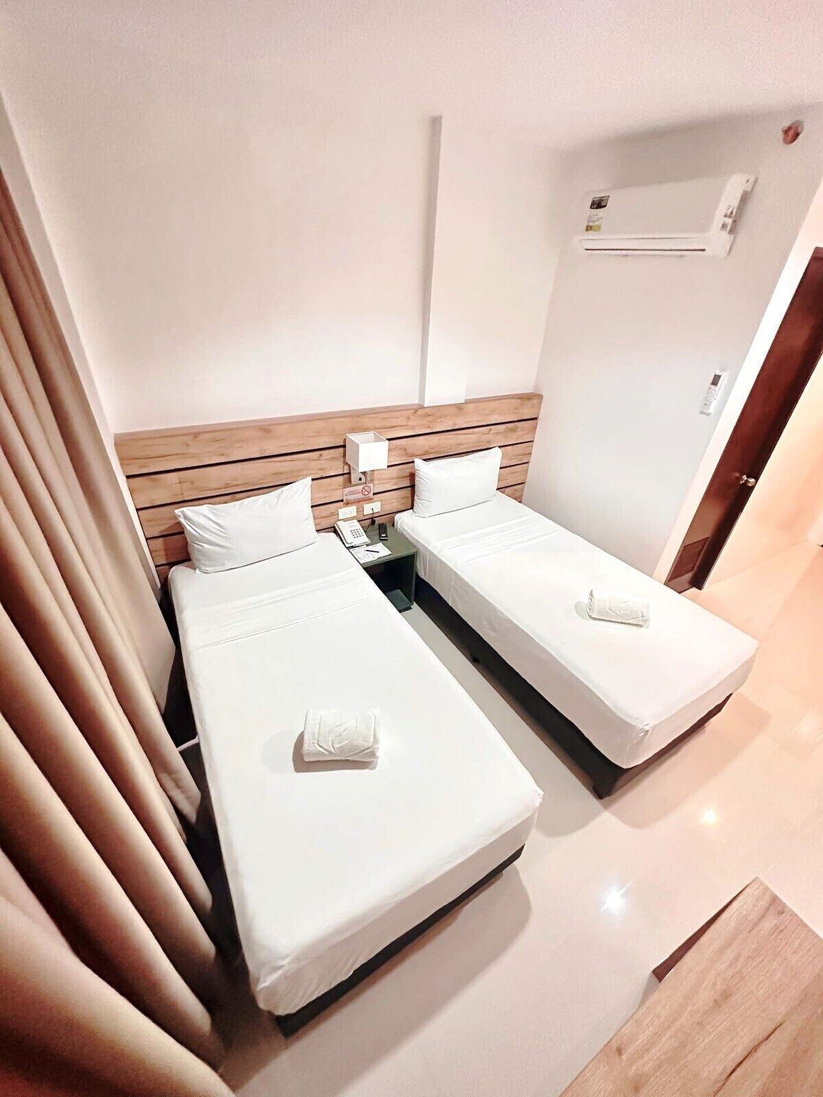 Standard Twin Room | Free WiFi, bed sheets