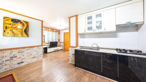 Basic-Zimmer, 1 Schlafzimmer (gang) | 1 Schlafzimmer, kostenloses WLAN