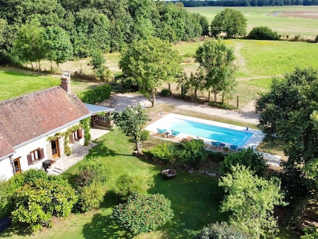 Exterior. Countryside Retreat with Pool in Châteaudun's Historic Charm