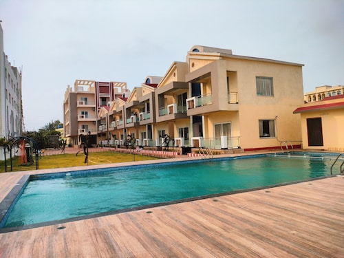 ELITE BEACH RESORT