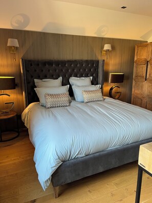 5 chambres, bureau, fer et planche à repasser, Wi-Fi