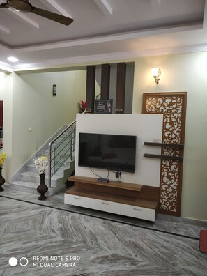 Interior - Villa 4 bedrooms two halls, kitchen in peaceful gated community Secunderabad. (Secunderabad)