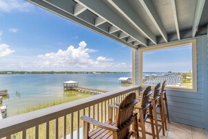 Signature Condo, 2 Bedrooms, Balcony, Lagoon View | Balcony