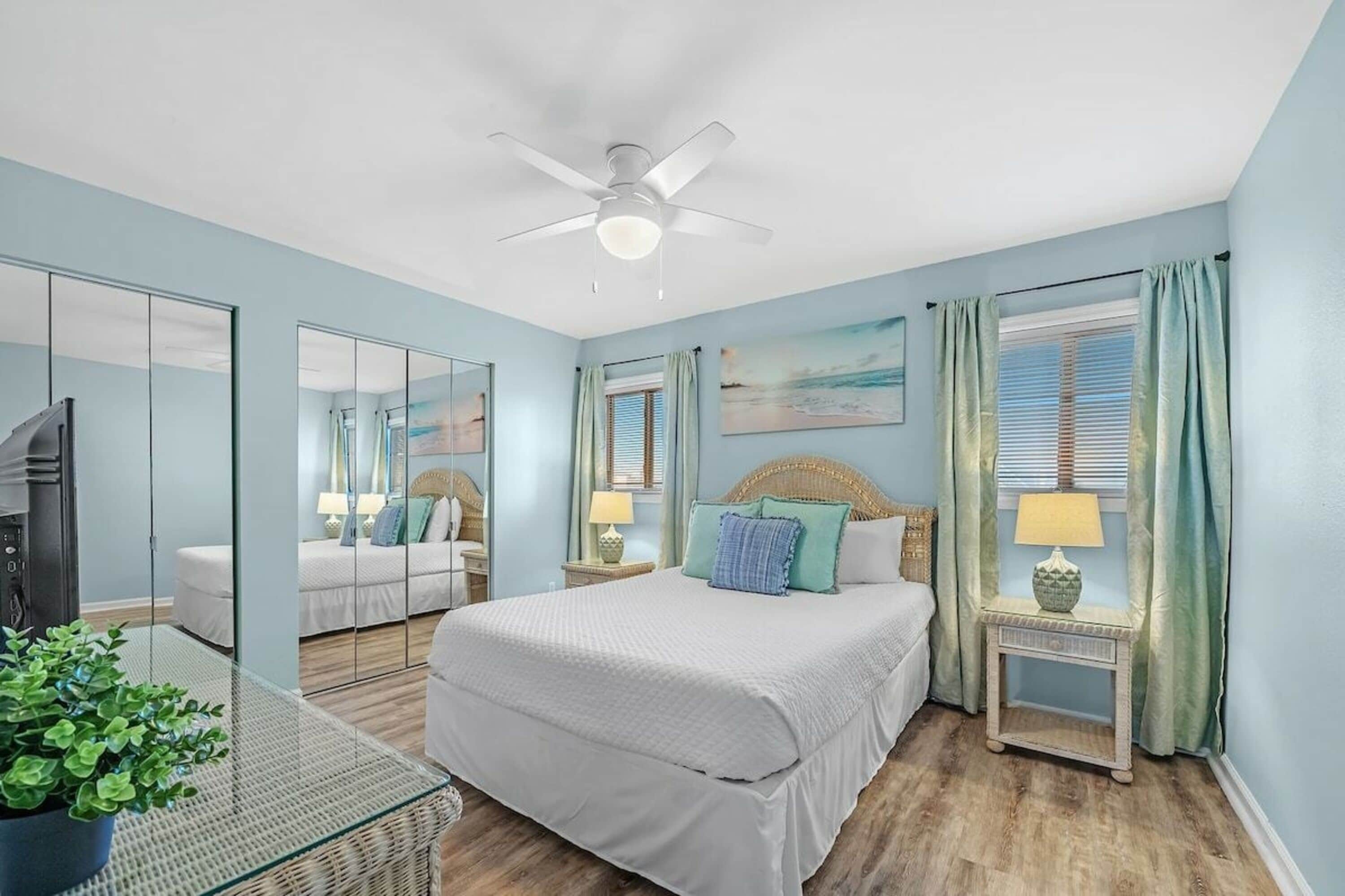 2 bedrooms, individually decorated, individually furnished