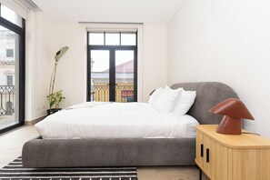 2 camere, culla da viaggio, Wi-Fi gratuito, lenzuola