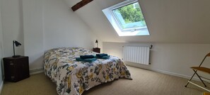 5 habitaciones, cuna de viaje, wifi gratis y ropa de cama 