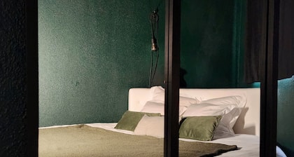 Colorroom31/ Love Room/ Nuit Insolite/ Spa/ Tantra/ Love
