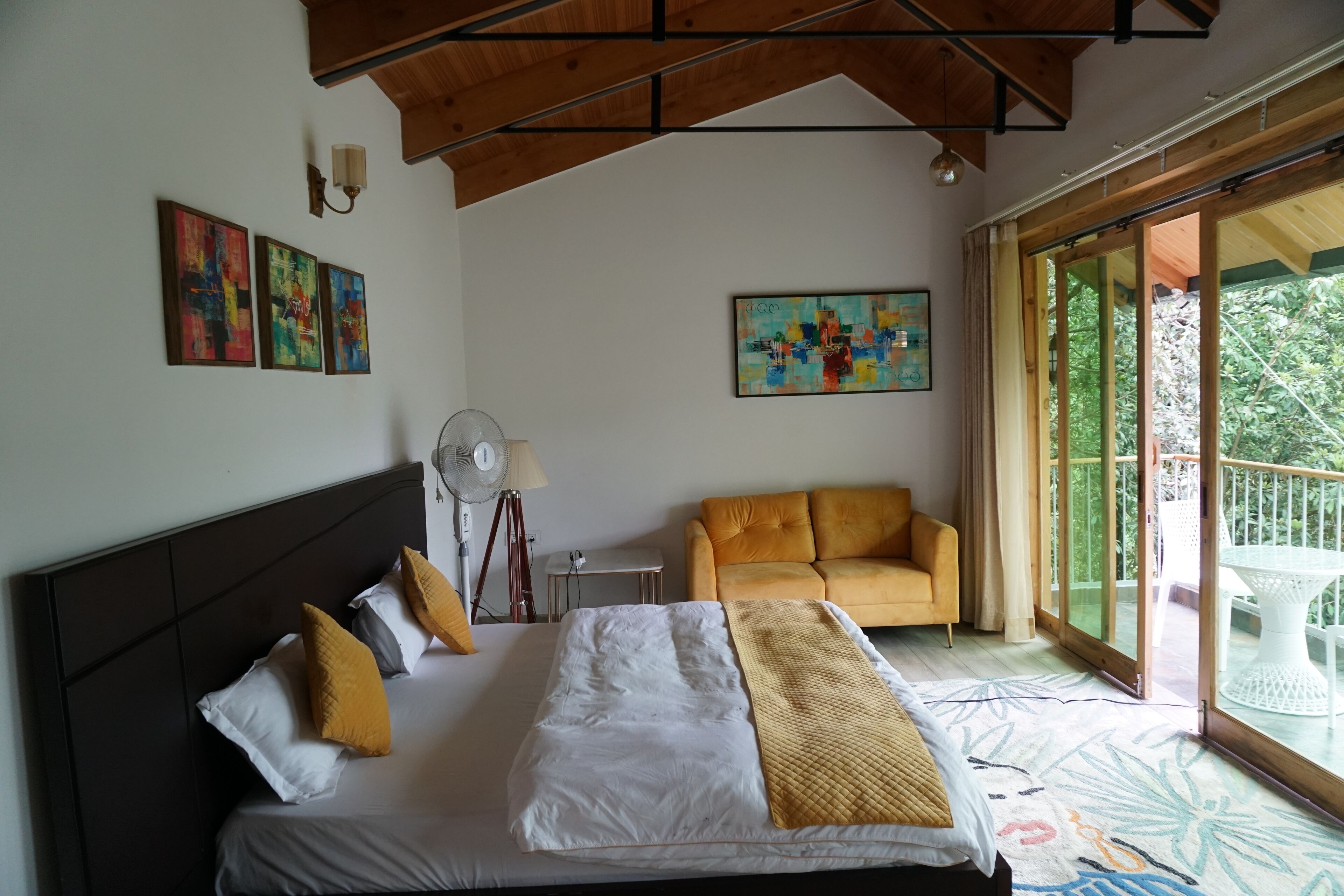 Superior Cottage | 1 bedroom, memory foam beds, rollaway beds, free WiFi