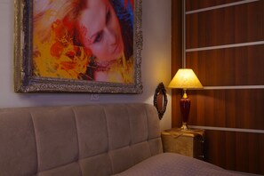 Apartment | 1 bedroom - Violeta s Seaview Apartment in Piraeus (Piraeus)