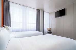 Comfort Twin Room | Blackout drapes, free WiFi - STAYSOME Porto Herculano (Porto)