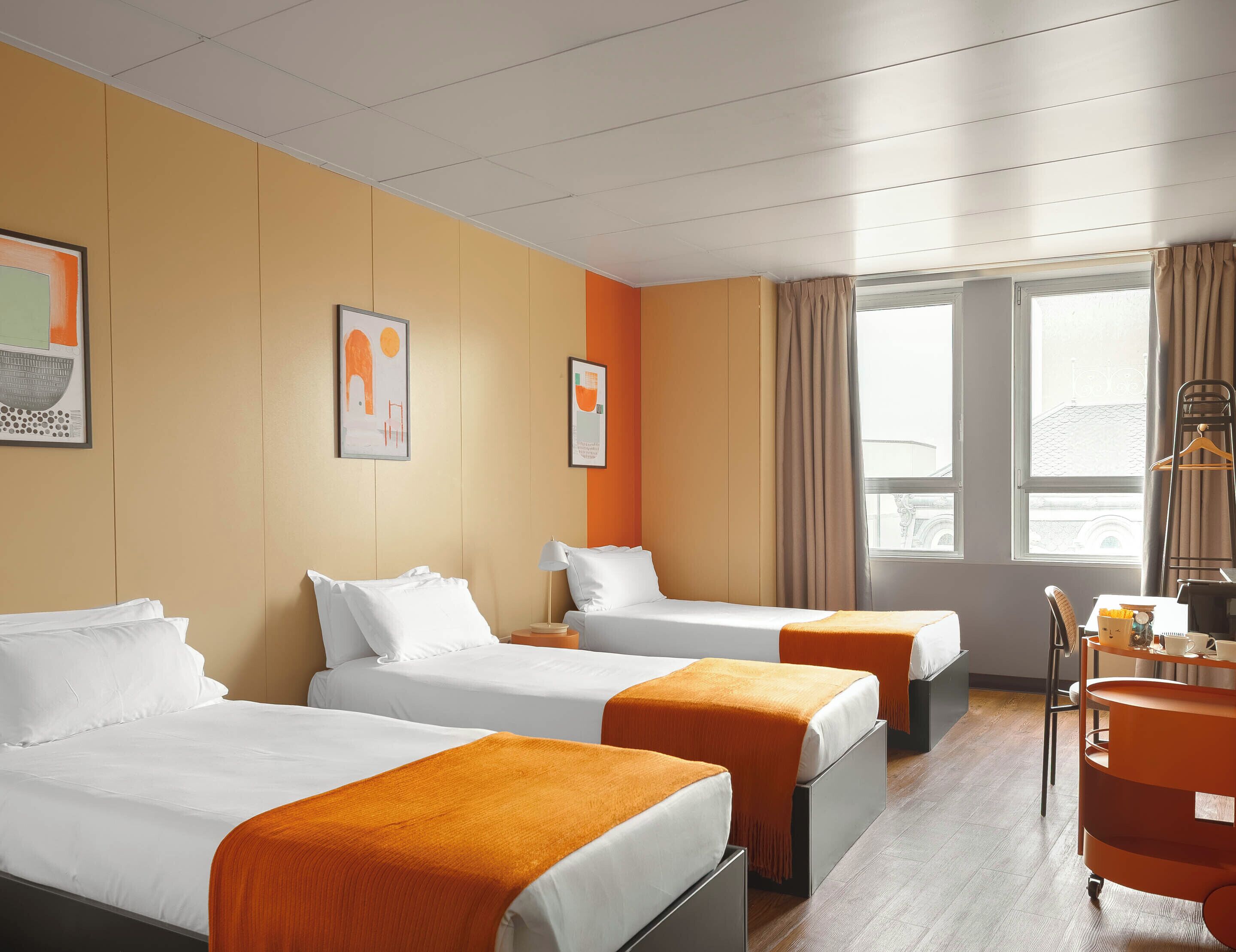 Triple Room | Blackout drapes, free WiFi