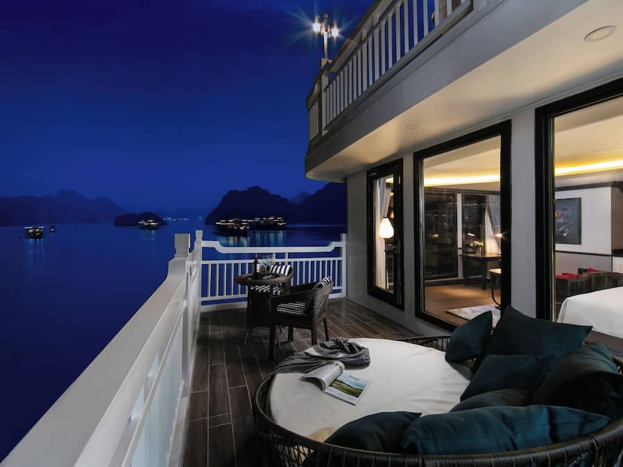 Quarto casal ou duplo presidencial, vista para o oceano | Sacada