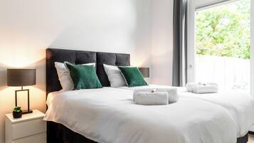 1 dormitorio, tabla de planchar con plancha, wifi gratis y ropa de cama