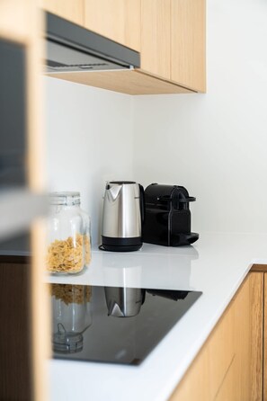 冰箱、烤箱、炉灶、洗碗机