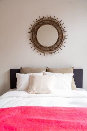 3 多间卧室、WiFi、床单