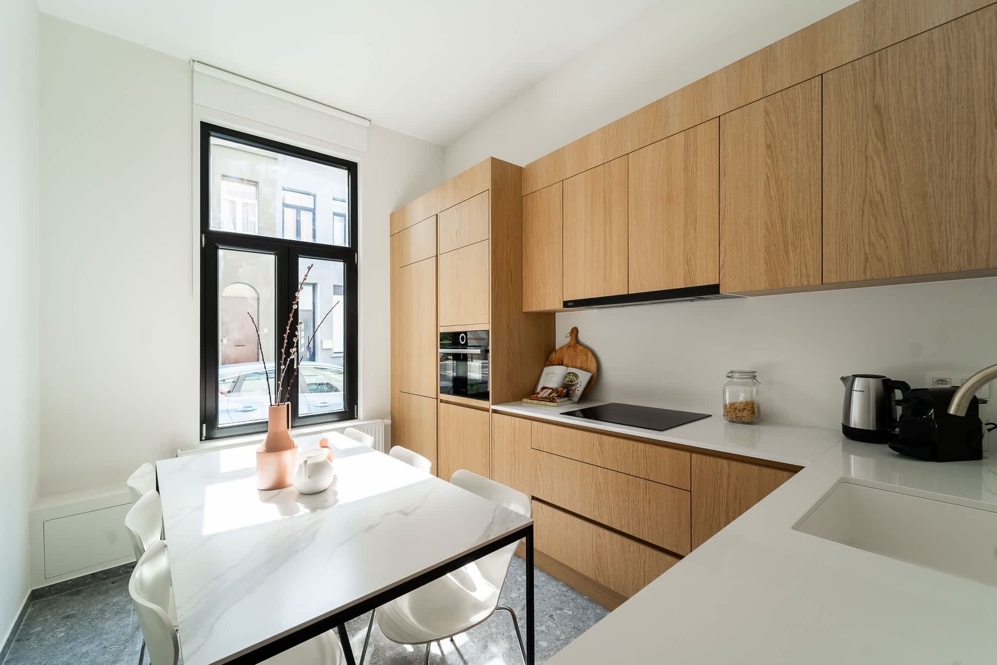 Kühlschrank, Ofen, Herdplatte, Geschirrspüler