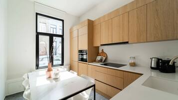 KylskÄp, ugn, spishÀll och diskmaskin