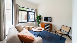 Living area - Tranquil 3-Bedroom Home in Berchem - Antwerp (Antwerpen)