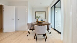 อพาร์ทเมนท์ (2 Bedrooms) | บริเวณภายนอก