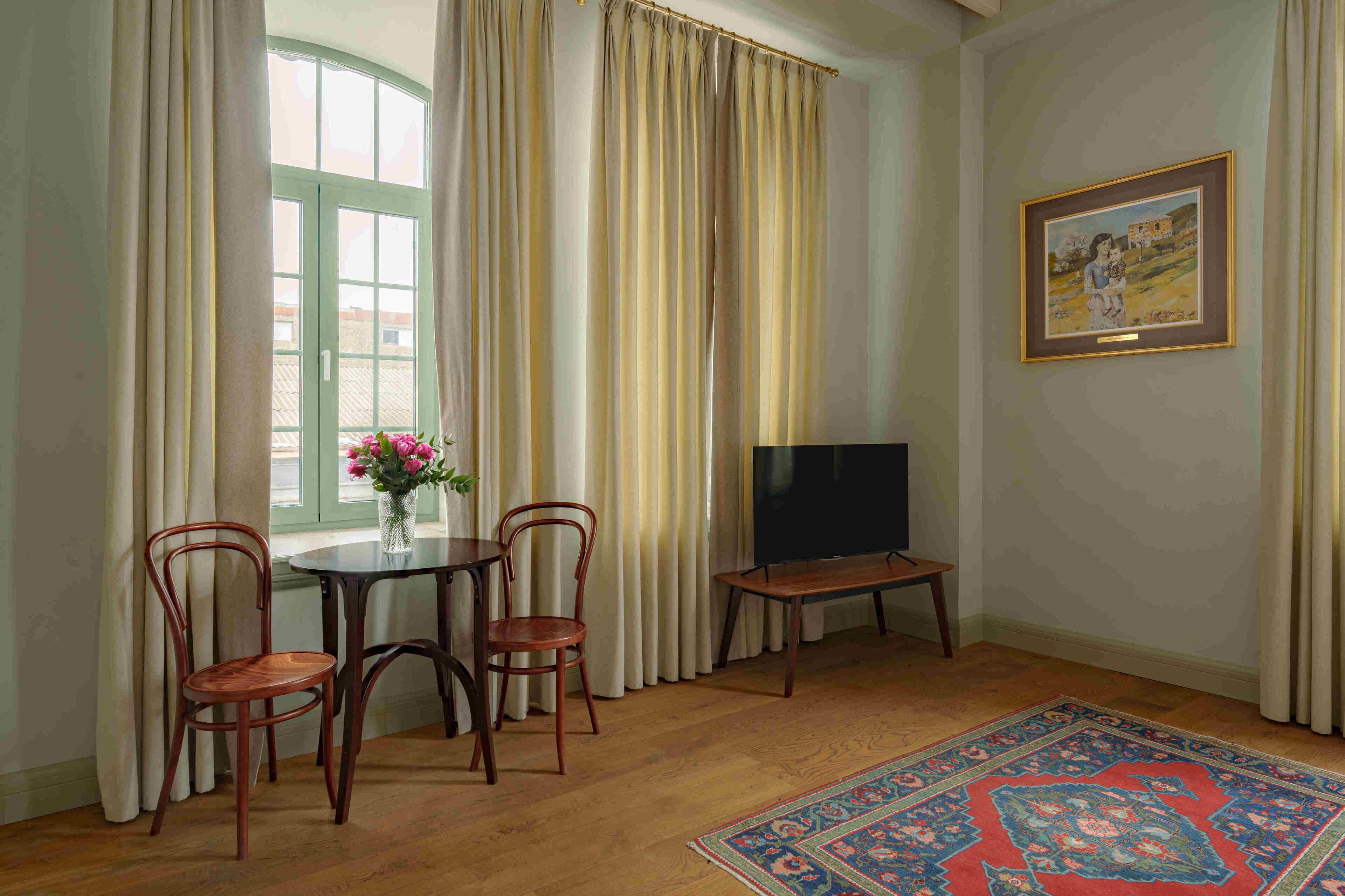 Photo - GRAND HOTEL GYUMRI by APRICOT Hotels