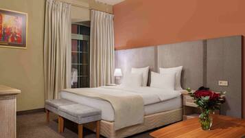 Deluxe Room | Premium bedding, memory foam beds, minibar, in-room safe