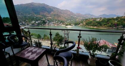 Best Lake View Stay in Bhimtal