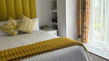 2 dormitorios, tabla de planchar con plancha, wifi y ropa de cama