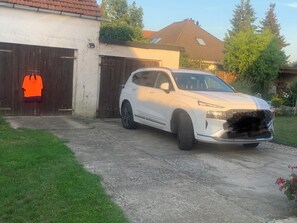 Property grounds - 3 Zimmer im Einfamilienhaus mit Garten (Magdeburg)