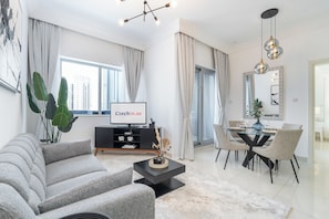Classic Apartment, Balcony, City View | Living area