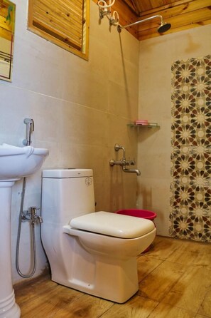 Deluxe Cottage, Sea View | Bathroom