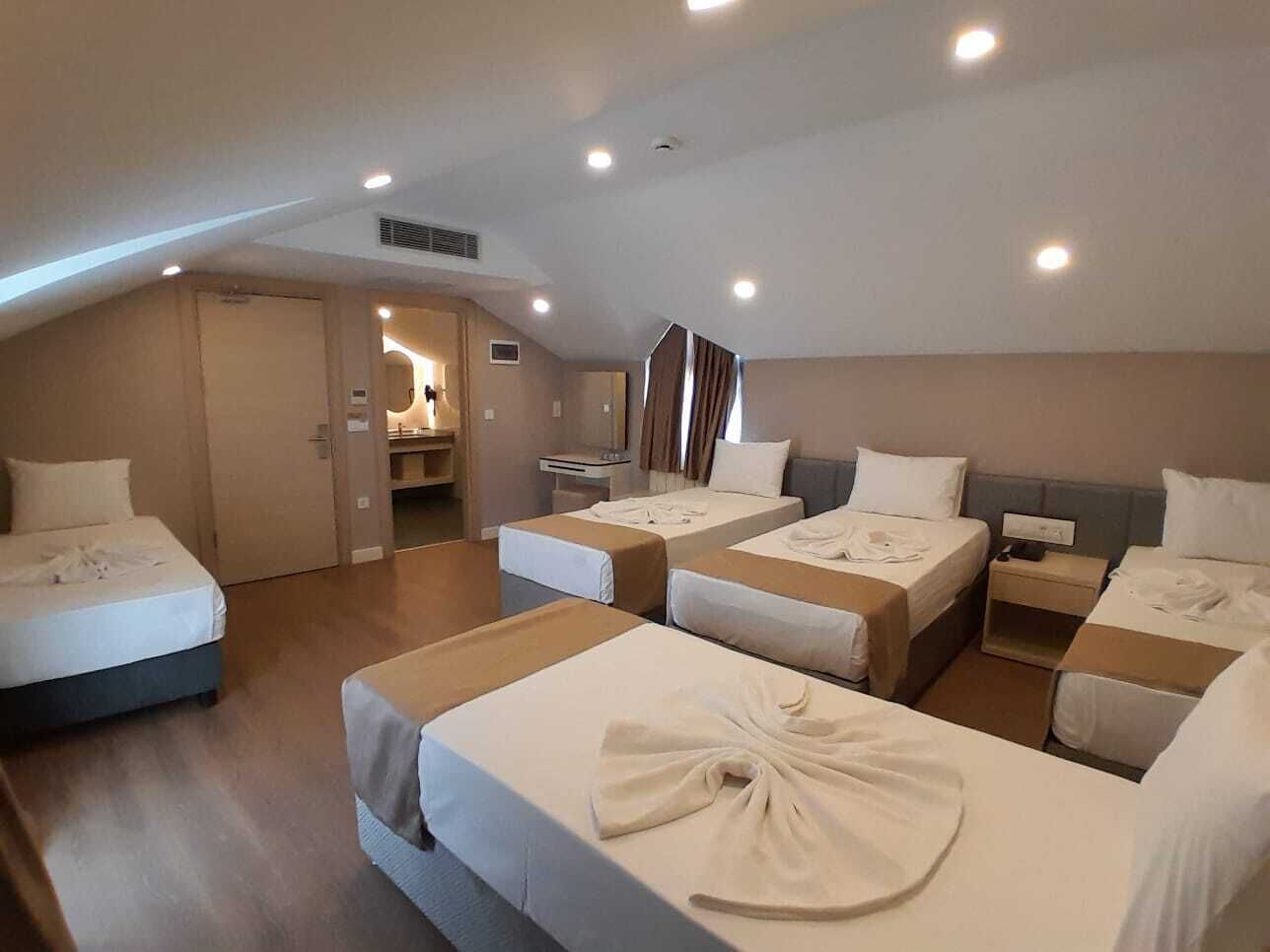 家庭四人房 | 高級寢具、免費無線上網、床單