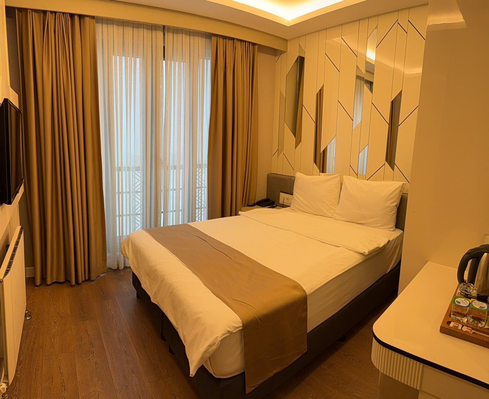 Premium bedding, free WiFi, bed sheets