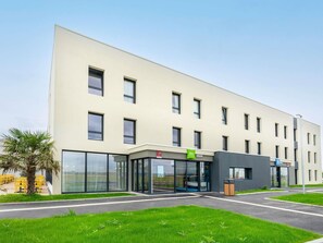 Exterior - Ibis Budget Morlaix (Morlaix)