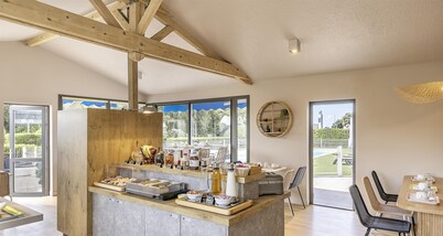 Sure Hotel by Best Western Nimes Est