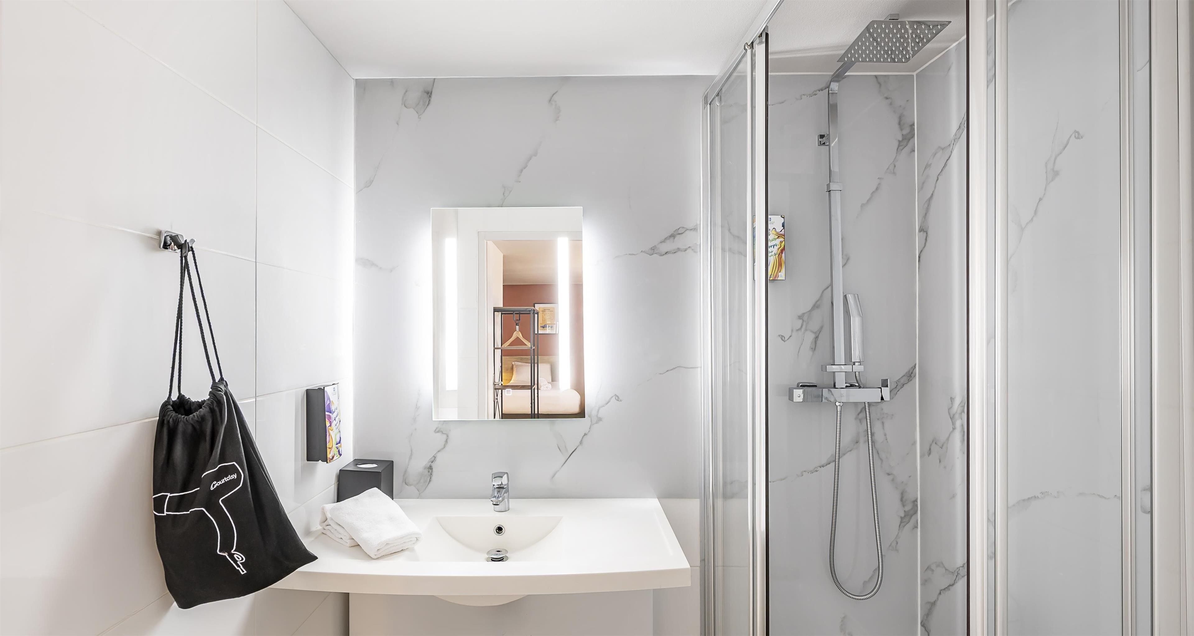 Foto - Sure Hotel by Best Western Nimes Est