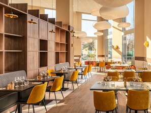 Lunch and dinner served - Mercure Achères St Germain En Laye (Acheres)